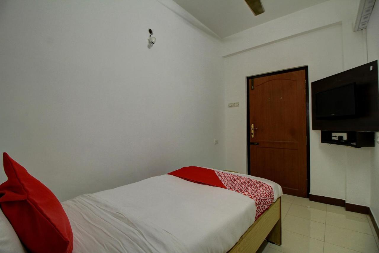 Lake View Hotel Madurai Exterior foto